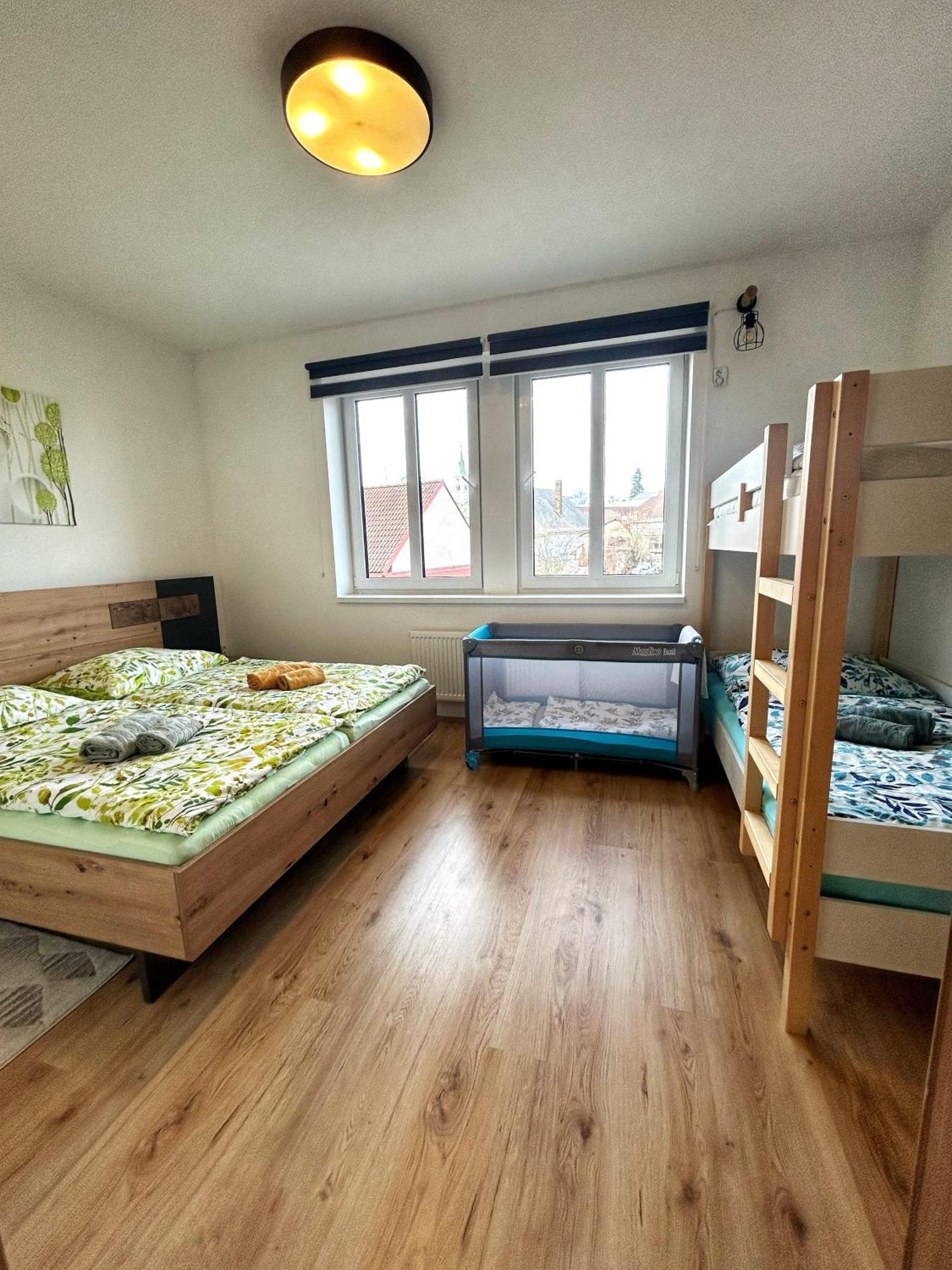 Kasperky Apartment Касперске Хори Екстериор снимка