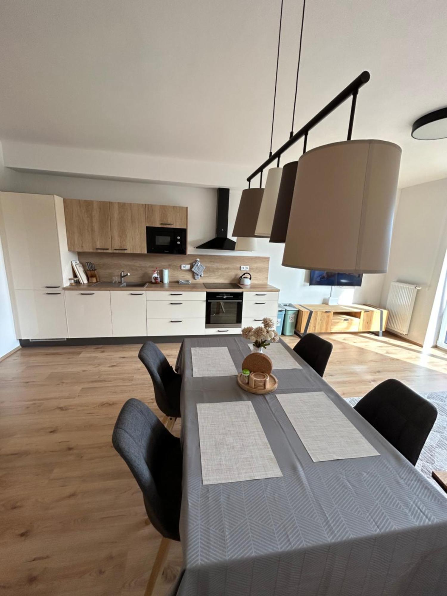 Kasperky Apartment Касперске Хори Екстериор снимка